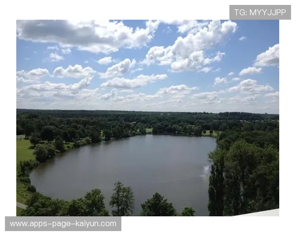 沃尔夫斯堡中段推进不断堆叠威胁